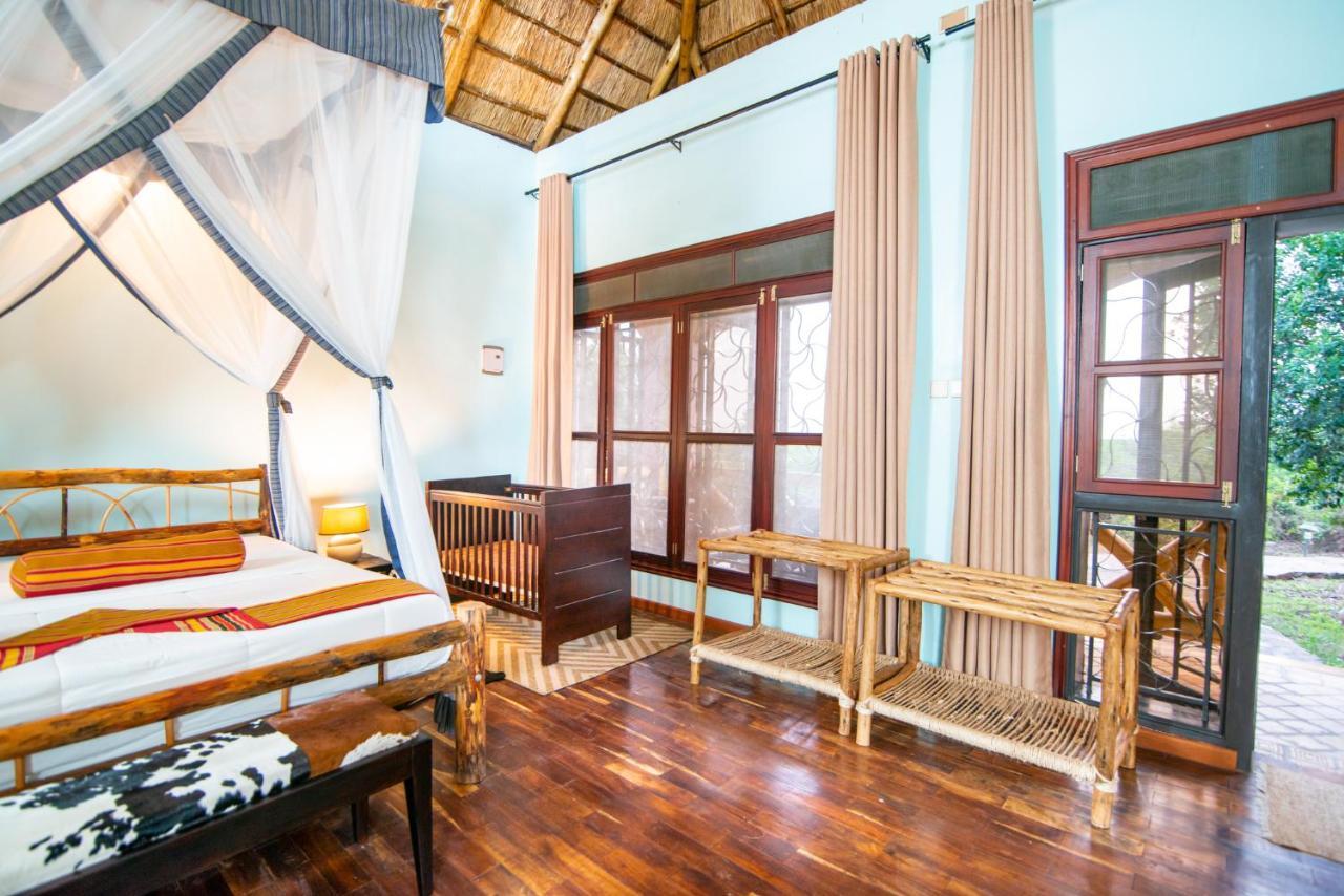Buffalo Safari Lodge Katunguru Buitenkant foto